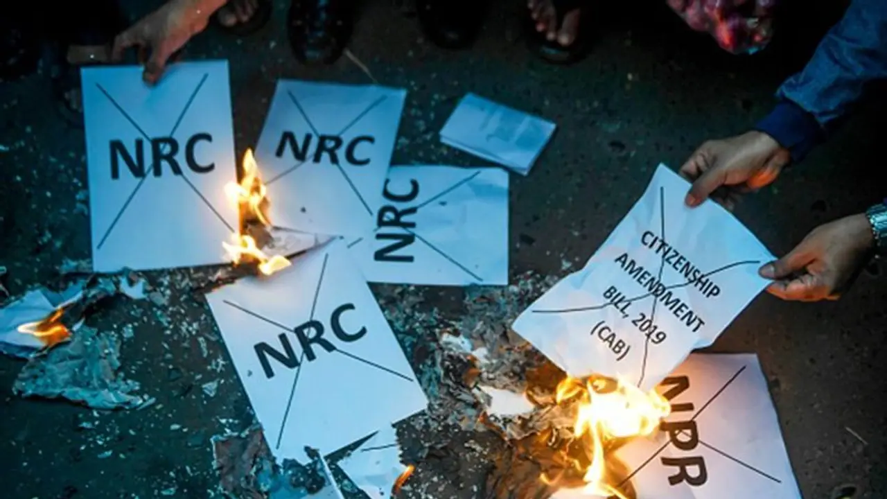 একনজরে জেনে নিন 'নাগরিকত্ব বিল' এর কি, কেন, কোথায়, কবে একনজরে জেনে নিন 'নাগরিকত্ব বিল' এর কি, কেন, কোথায়, কবে