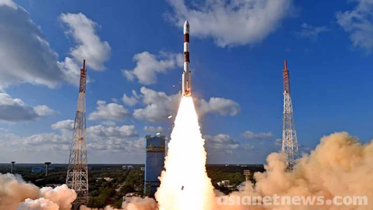 PSLV C48 with Indian ‘spy’ satellites, 9 others launched successfully by ISRO PSLV C48 with Indian ‘spy’ satellites, 9 others launched successfully by ISRO
