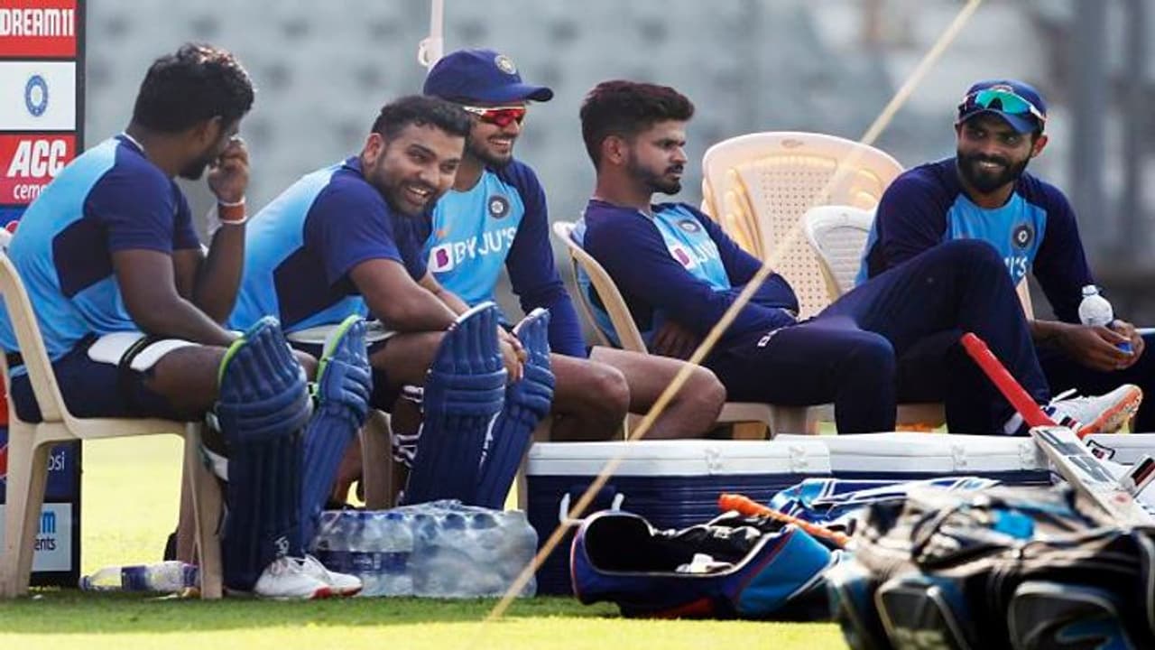 ಸತತ 10ನೇ ಸರಣಿ ಜಯಕ್ಕೆ ಪಣ: ಪಂದ್ಯಕ್ಕೆ ಮಳೆ ಅಡ್ಡಿಯಾಗುವ ಭೀತಿ! ಸತತ 10ನೇ ಸರಣಿ ಜಯಕ್ಕೆ ಪಣ: ಪಂದ್ಯಕ್ಕೆ ಮಳೆ ಅಡ್ಡಿಯಾಗುವ ಭೀತಿ!