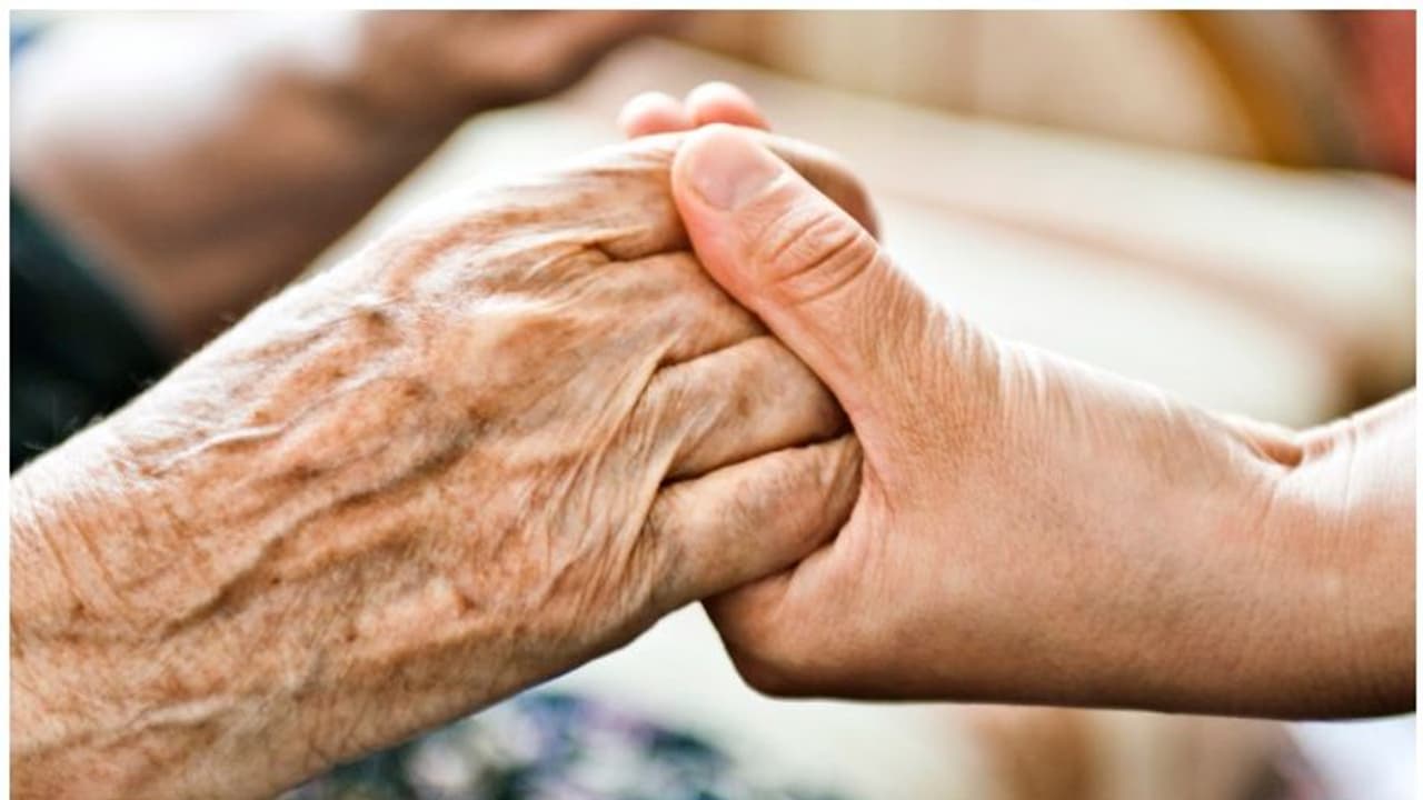 98 வயது..! கொரோனாவை முழுமையாக வெற்றி கண்ட இந்திய மூதாட்டி..! 98 வயது..! கொரோனாவை முழுமையாக வெற்றி கண்ட இந்திய மூதாட்டி..!