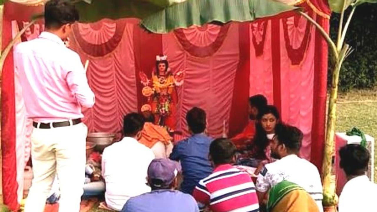 ইহলোকের নেতাদের ভরসা নেই, স্বর্গলোকের নারদকে চাকরির আবেদন নদিয়ার বেকারদের ইহলোকের নেতাদের ভরসা নেই, স্বর্গলোকের নারদকে চাকরির আবেদন নদিয়ার বেকারদের