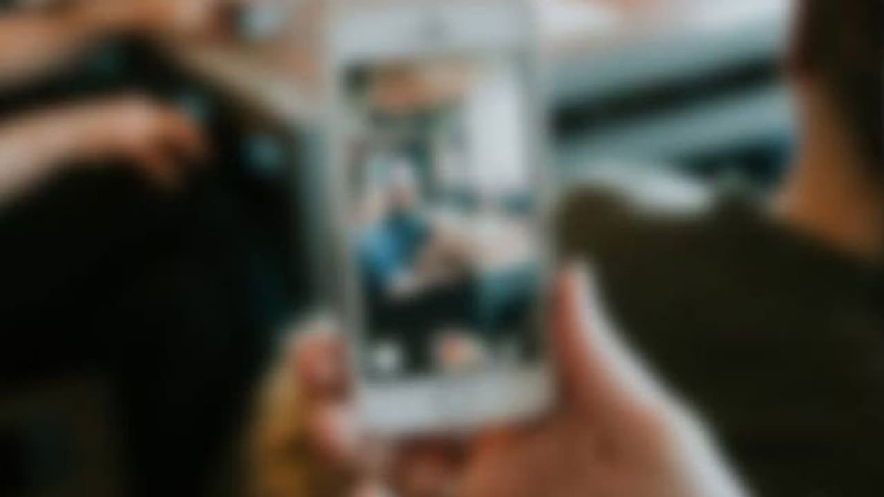 கொலை செய்யக் கூட தயங்காதீங்க...!! கல்லூரியில் அதிரடி காட்டிய காவல் துறை அதிகாரி..!! கொலை செய்யக் கூட தயங்காதீங்க...!! கல்லூரியில் அதிரடி காட்டிய காவல் துறை அதிகாரி..!!