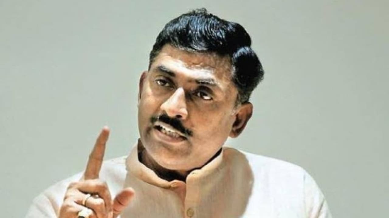 బీఆర్ఎస్ అక్రమాలపై కాంగ్రెస్ ఎందుకు సీబీఐ విచారణకు ఆదేశించడం లేదు ? బీజేపీ నేత మురళీధర్ రావు 