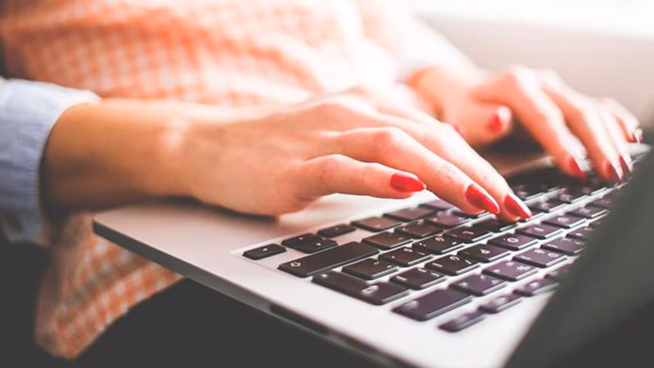 ഇന്ത്യയില് 'പോണ്ഹബ്ബിന്' വന് തിരിച്ചടി; അത്ഭുതപ്പെടുത്തുന്ന കണക്കുകളുമായി വാര്ഷിക റിപ്പോര്ട്ട്.! ഇന്ത്യയില് 'പോണ്ഹബ്ബിന്' വന് തിരിച്ചടി; അത്ഭുതപ്പെടുത്തുന്ന കണക്കുകളുമായി വാര്ഷിക റിപ്പോര്ട്ട്.!