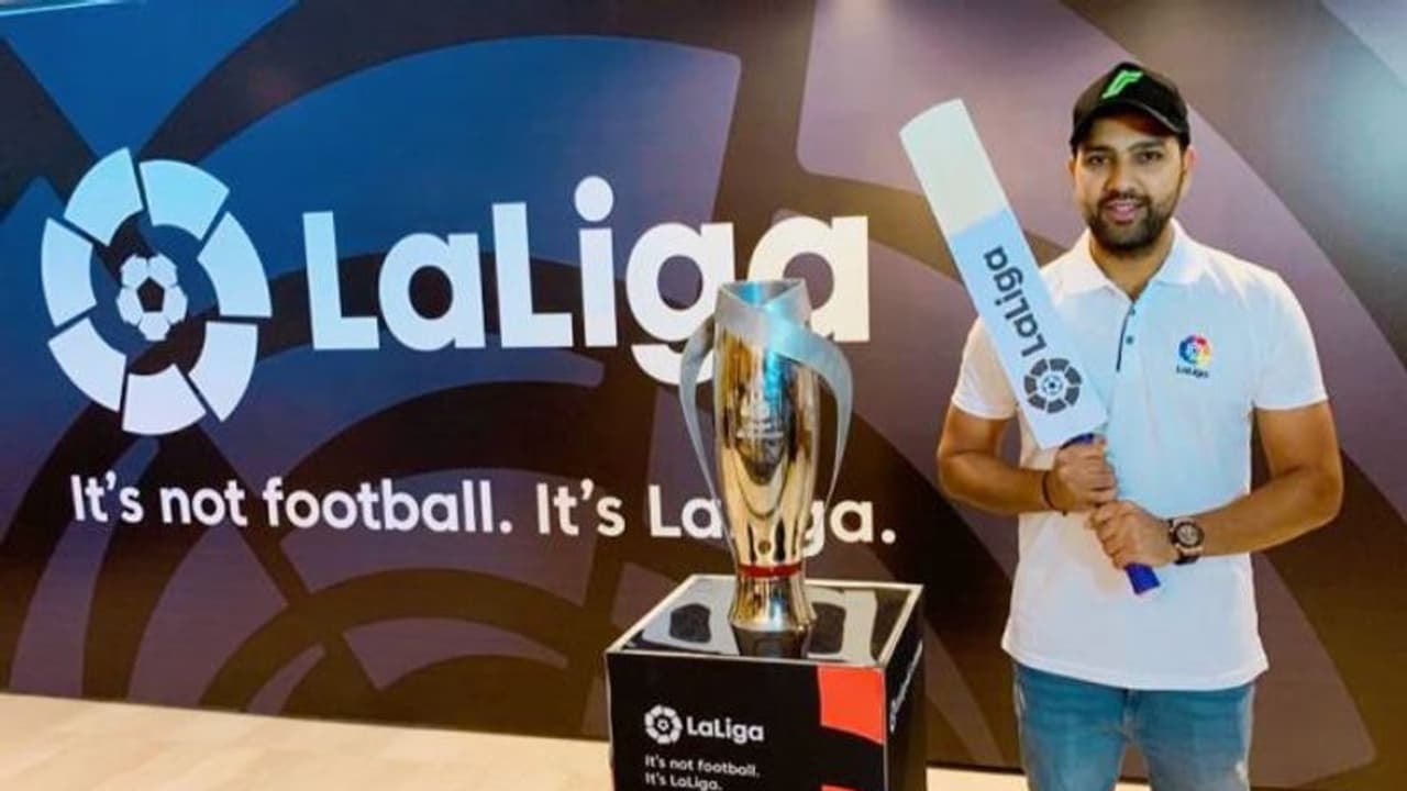 ফুটবলে পা রোহিত শর্মার, লা লিগার ব্র্যান্ড অ্যাম্বাসেডর হলেন হিটম্যান ফুটবলে পা রোহিত শর্মার, লা লিগার ব্র্যান্ড অ্যাম্বাসেডর হলেন হিটম্যান