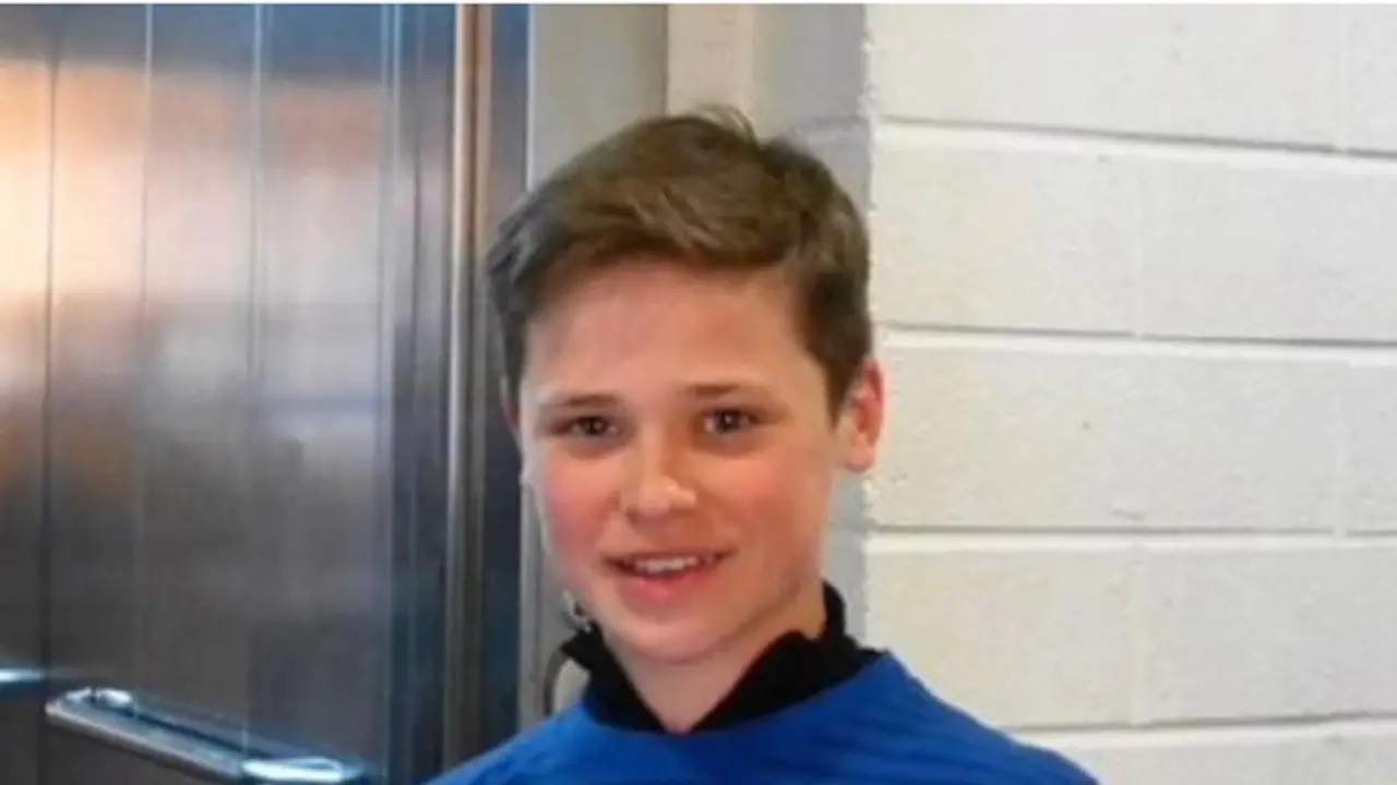 14 साल के इस एक्टर का हुआ निधन, घर में मिली लाश, कई टीवी शोज में कर चुका है काम 14 साल के इस एक्टर का हुआ निधन, घर में मिली लाश, कई टीवी शोज में कर चुका है काम