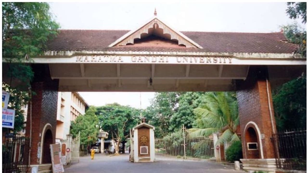 എം.ജി സര്വകലാശാല ടെക്നിക്കല് അസിസ്റ്റന്റ് നിയമനം; വോക് ഇന് ഇന്റര്വ്യൂ ജനുവരി 29ന് എം.ജി സര്വകലാശാല ടെക്നിക്കല് അസിസ്റ്റന്റ് നിയമനം; വോക് ഇന് ഇന്റര്വ്യൂ ജനുവരി 29ന്