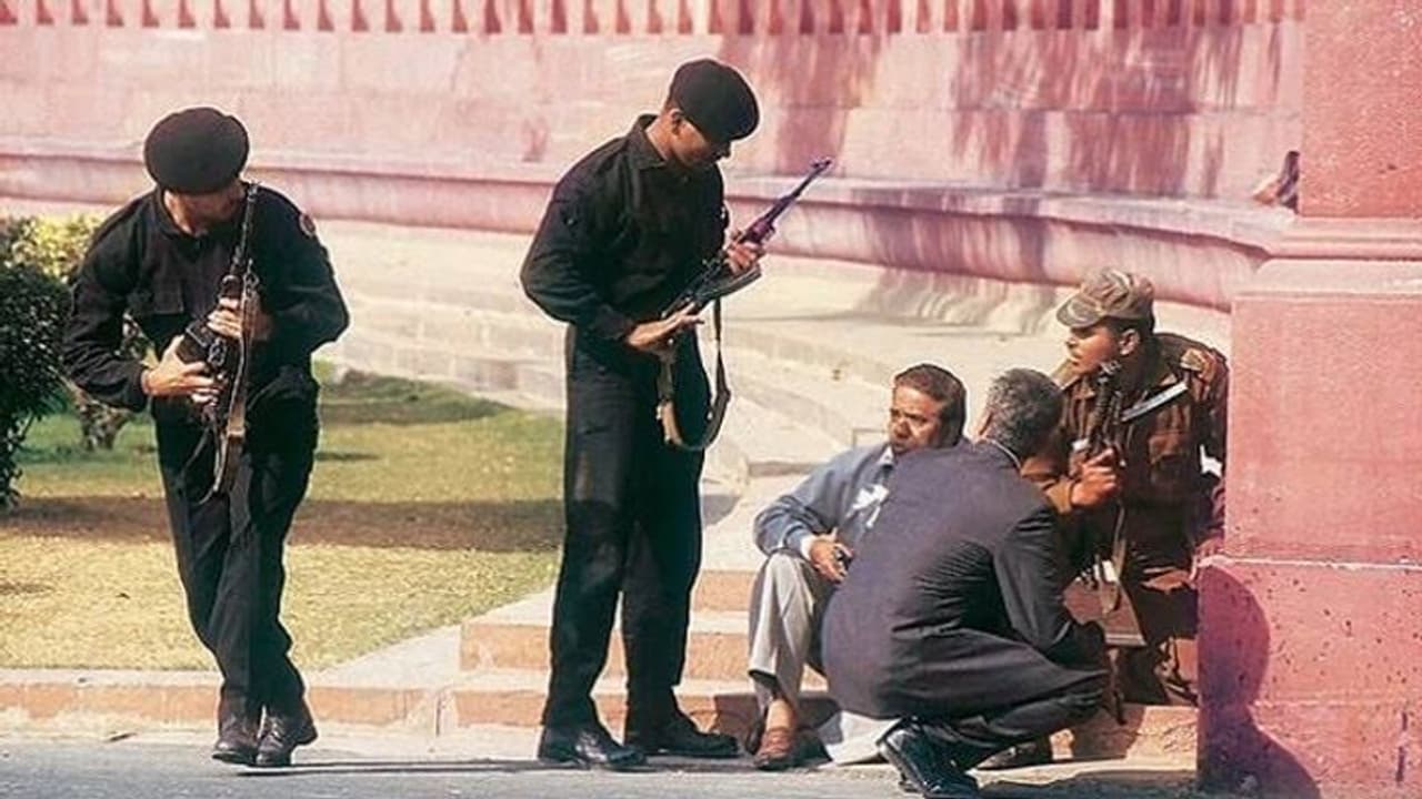 जब संसद के कैंपस में घुस गए थे हथियारबंद आतंकी, अंदर फंस गए थे आडवाणी समेत 100 सांसद