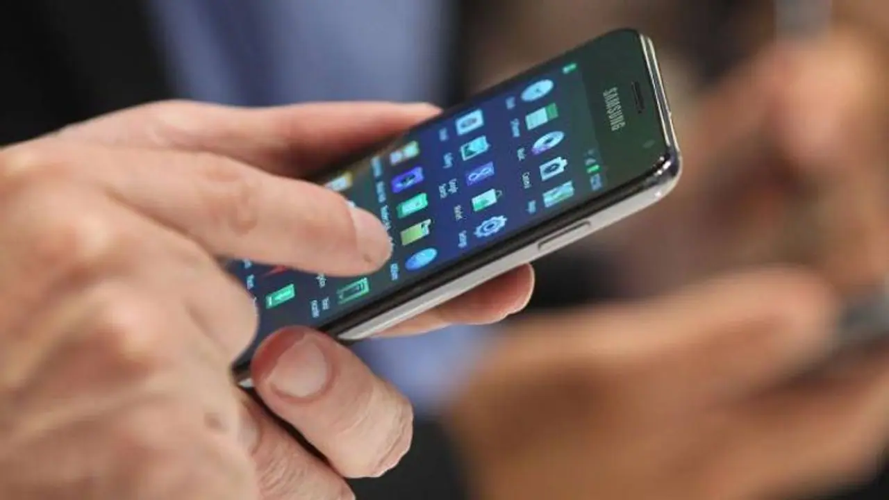 দেশীয় প্রযুক্তিতে মোবাইল তৈরি থেকে বৈদ্যুতিন সরঞ্জাম তৈরি, বাজেটে একগুচ্ছ ঘোষণা