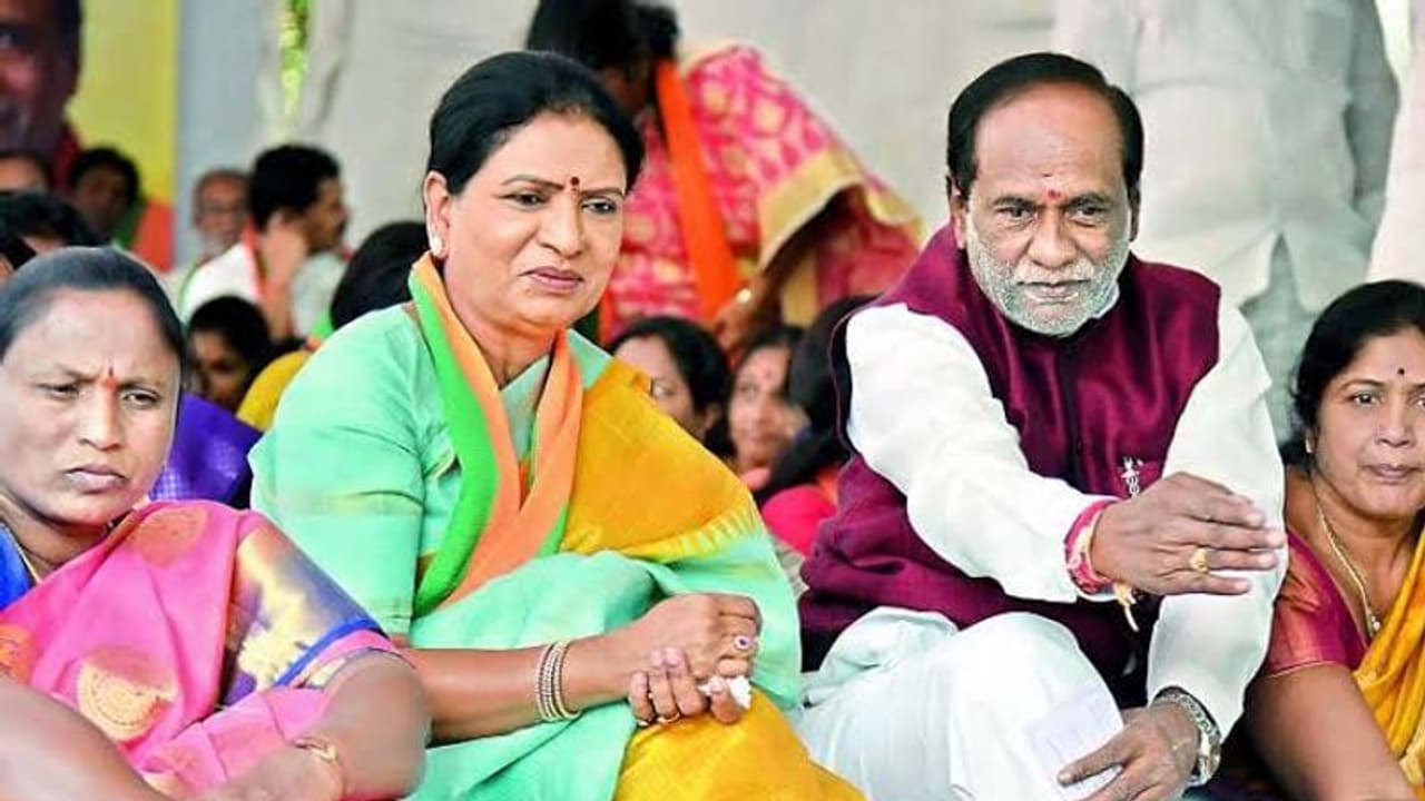 దీక్ష సక్సెస్: తెలంగాణ బీజేపీ పగ్గాలు ఆమెకేనా...?