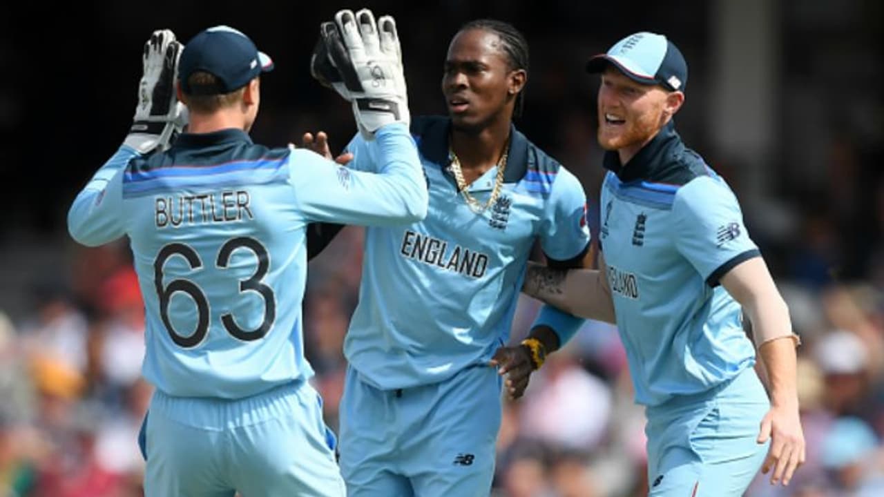 3 பெருந்தலைகளை ஒருநாள் அணியில் சேர்க்காமல் ஓரமா உட்காரவைத்த இங்கிலாந்து அணி.. இதுதான் காரணம் 3 பெருந்தலைகளை ஒருநாள் அணியில் சேர்க்காமல் ஓரமா உட்காரவைத்த இங்கிலாந்து அணி.. இதுதான் காரணம்