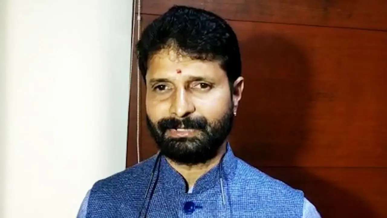 ಚಿಕ್ಕಮಗಳೂರು : 6 ತಿಂಗಳಿಂದಲೂ ಮುಚ್ಚಿದ ಉಸ್ತುವಾರಿ ಸಚಿವರ ಕಚೇರಿ ಚಿಕ್ಕಮಗಳೂರು : 6 ತಿಂಗಳಿಂದಲೂ ಮುಚ್ಚಿದ ಉಸ್ತುವಾರಿ ಸಚಿವರ ಕಚೇರಿ