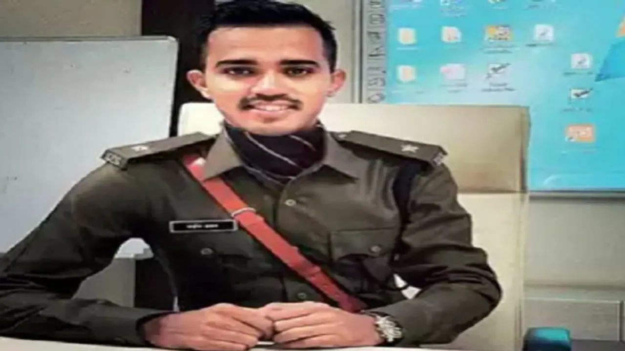 22 ವರ್ಷಕ್ಕೆ ಐಪಿಎಸ್: ನೋಡ ಬನ್ನಿ ದೇಶದ ಕಿರಿಯ ಅಧಿಕಾರಿ! 22 ವರ್ಷಕ್ಕೆ ಐಪಿಎಸ್: ನೋಡ ಬನ್ನಿ ದೇಶದ ಕಿರಿಯ ಅಧಿಕಾರಿ!