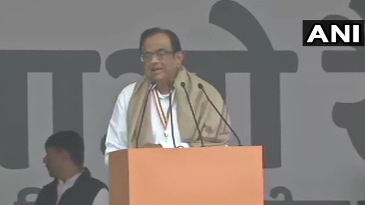 ஆறே மாசம்தான் … இந்தியாவின் பொருளாதாரத்தையே மோடி அரசு சீரழித்துவிட்டது !! வெளுத்து வாங்கிய சிதம்பரம் !!