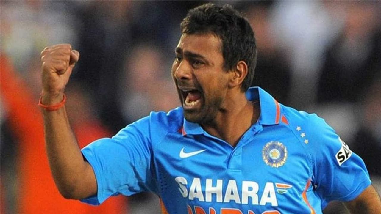 கார் விபத்தில் அதிர்ஷ்டவசமாக உயிர் தப்பிய இந்திய அணியின் முன்னாள் கிரிக்கெட் வீரர் பிரவீன் குமார்! கார் விபத்தில் அதிர்ஷ்டவசமாக உயிர் தப்பிய இந்திய அணியின் முன்னாள் கிரிக்கெட் வீரர் பிரவீன் குமார்!