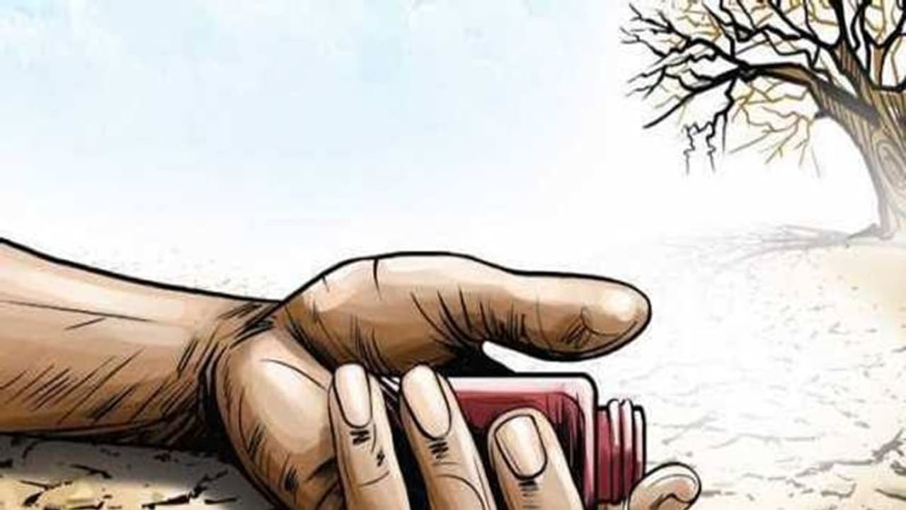 केंद्र सरकार के पास नहीं है 2017 के बाद से किसानों की आत्महत्या के आंकड़ें केंद्र सरकार के पास नहीं है 2017 के बाद से किसानों की आत्महत्या के आंकड़ें