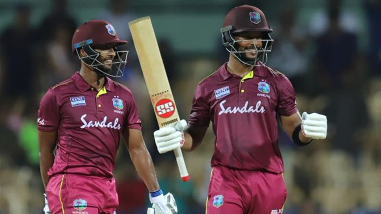Ind vs WI, 1st ODI: वेस्टइंडीज ने भारत को 8 विकेट से हराया, हेटमेयर और होप ने छीना मैच Ind vs WI, 1st ODI: वेस्टइंडीज ने भारत को 8 विकेट से हराया, हेटमेयर और होप ने छीना मैच