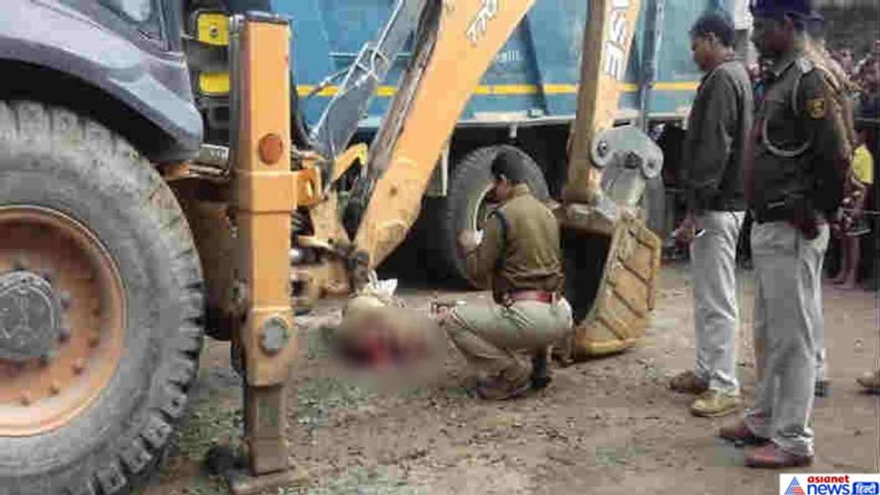 ईंट पत्थर से कूट कूटकर शख्स की ले ली जान, तस्वीर देखकर दहल जाएगा कलेजा ईंट पत्थर से कूट कूटकर शख्स की ले ली जान, तस्वीर देखकर दहल जाएगा कलेजा