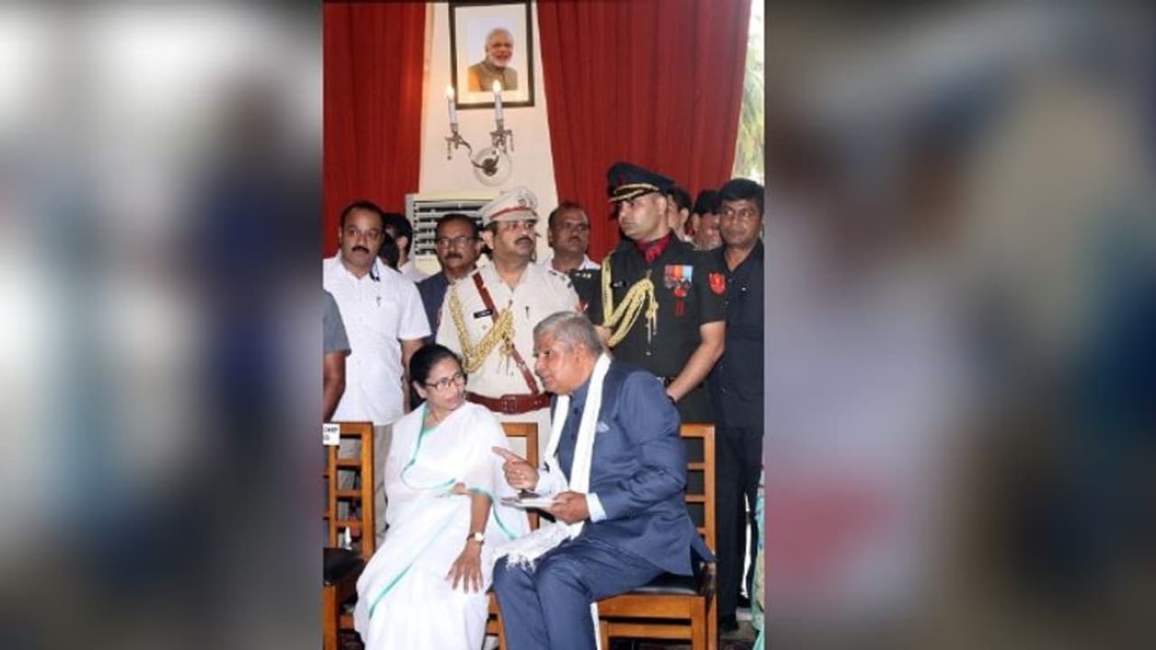 'রাজ্যে শান্তিরক্ষায় পাশে থাকুন', রাজ্যপালকে চিঠি মুখ্যমন্ত্রীর 'রাজ্যে শান্তিরক্ষায় পাশে থাকুন', রাজ্যপালকে চিঠি মুখ্যমন্ত্রীর