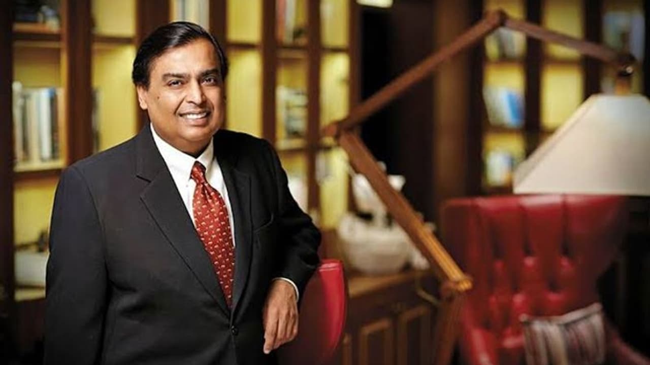 फार्च्यून इंडिया 500: मुकेश अंबानी की रिलायंस इंडस्ट्रीज देश की सबसे बड़ी कंपनी, IOC पीछे फार्च्यून इंडिया 500: मुकेश अंबानी की रिलायंस इंडस्ट्रीज देश की सबसे बड़ी कंपनी, IOC पीछे