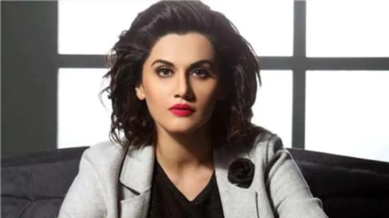 Taapsee Pannu's witty reply to a troll will make you laugh out loud Taapsee Pannu's witty reply to a troll will make you laugh out loud