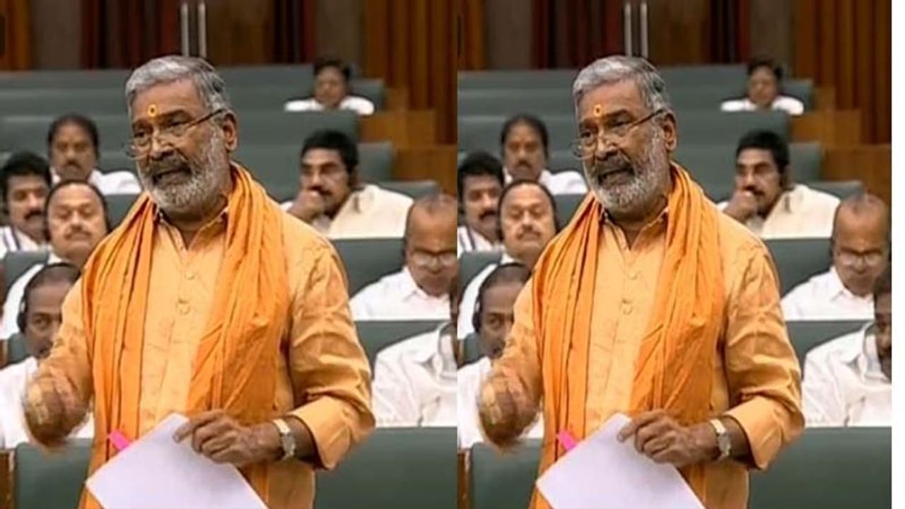 నిరూపిస్తే నేను రాజీనామా చేస్తా, మరి మీరు: చంద్రబాబుకు మంత్రి పెద్దిరెడ్డి సవాల్ నిరూపిస్తే నేను రాజీనామా చేస్తా, మరి మీరు: చంద్రబాబుకు మంత్రి పెద్దిరెడ్డి సవాల్