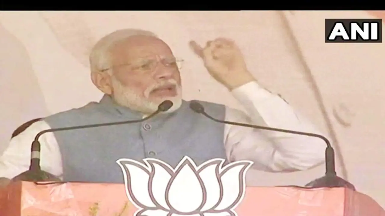 झारखंड में मोदी ने विपक्षी दलों को दी चुनौती, 'पाकिस्तानियों को नागरिकता देने का करें एलान'