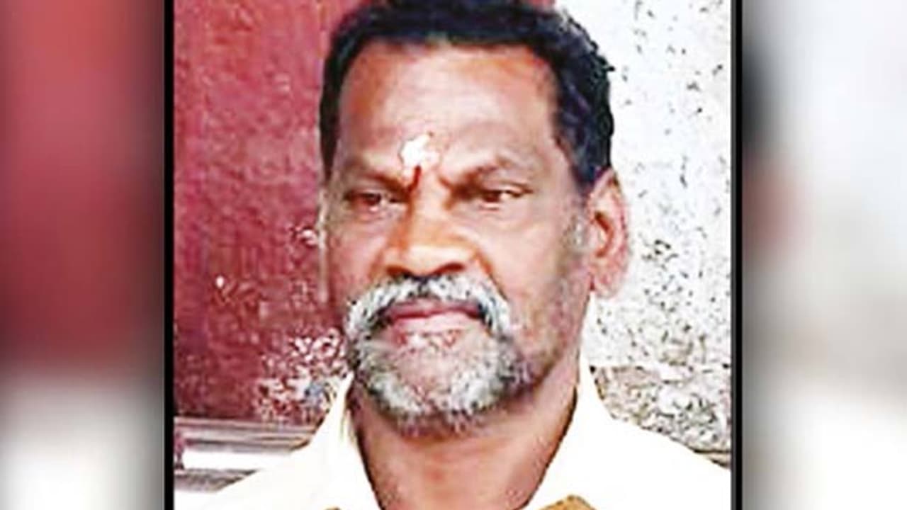 விசாரணை கைதி மர்ம மரணம்..! 3 காவலர்கள் அதிரடி சஸ்பெண்ட்..! விசாரணை கைதி மர்ம மரணம்..! 3 காவலர்கள் அதிரடி சஸ்பெண்ட்..!