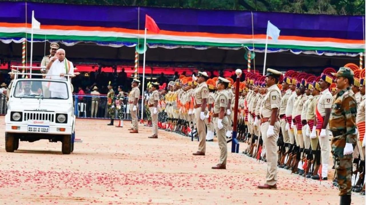 10 ಎಸಿಪಿ, ಡಿವೈಎಸ್ಪಿ, 9 ಇನ್ಸ್‌ಪೆಕ್ಟರ್‌ ವರ್ಗ!