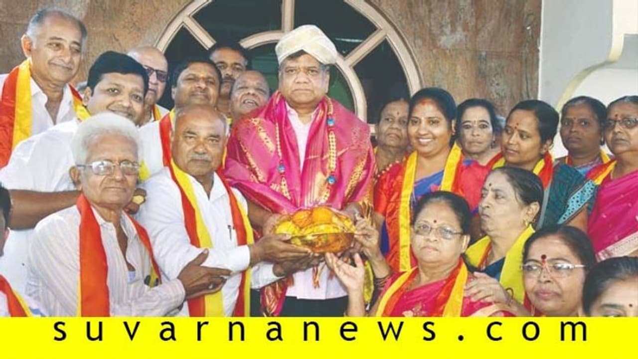 ಶೆಟ್ಟರ್ 64ನೇ ಜನ್ಮದಿನ ಸರಳವಾಗಿ ಆಚರಣೆ! ಶೆಟ್ಟರ್ 64ನೇ ಜನ್ಮದಿನ ಸರಳವಾಗಿ ಆಚರಣೆ!