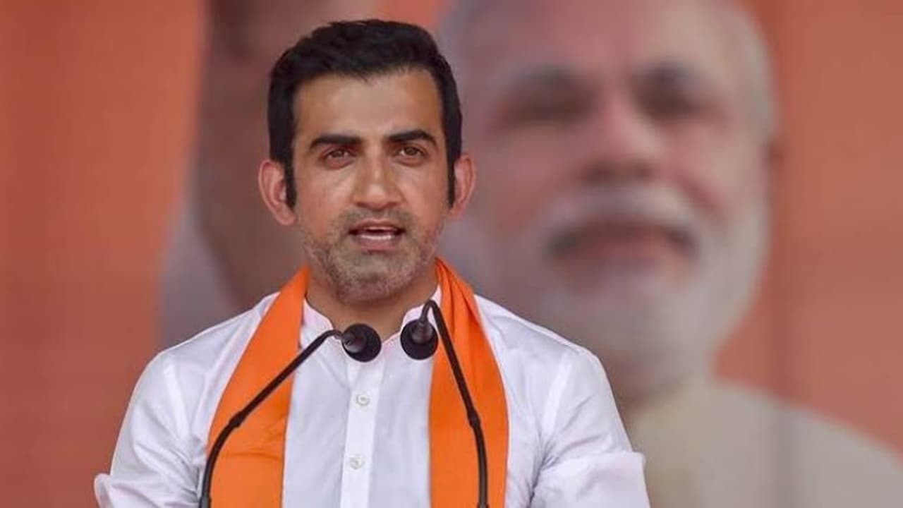 போலீஸார் தங்களைப் பாதுகாத்துக் கொள்ள தடியடி நடத்துவதில் தவறில்லை....பாஜக எம்.பி. கவுதம் கம்பீர் அதிரடி கருத்து ... ... போலீஸார் தங்களைப் பாதுகாத்துக் கொள்ள தடியடி நடத்துவதில் தவறில்லை....பாஜக எம்.பி. கவுதம் கம்பீர் அதிரடி கருத்து ... ...