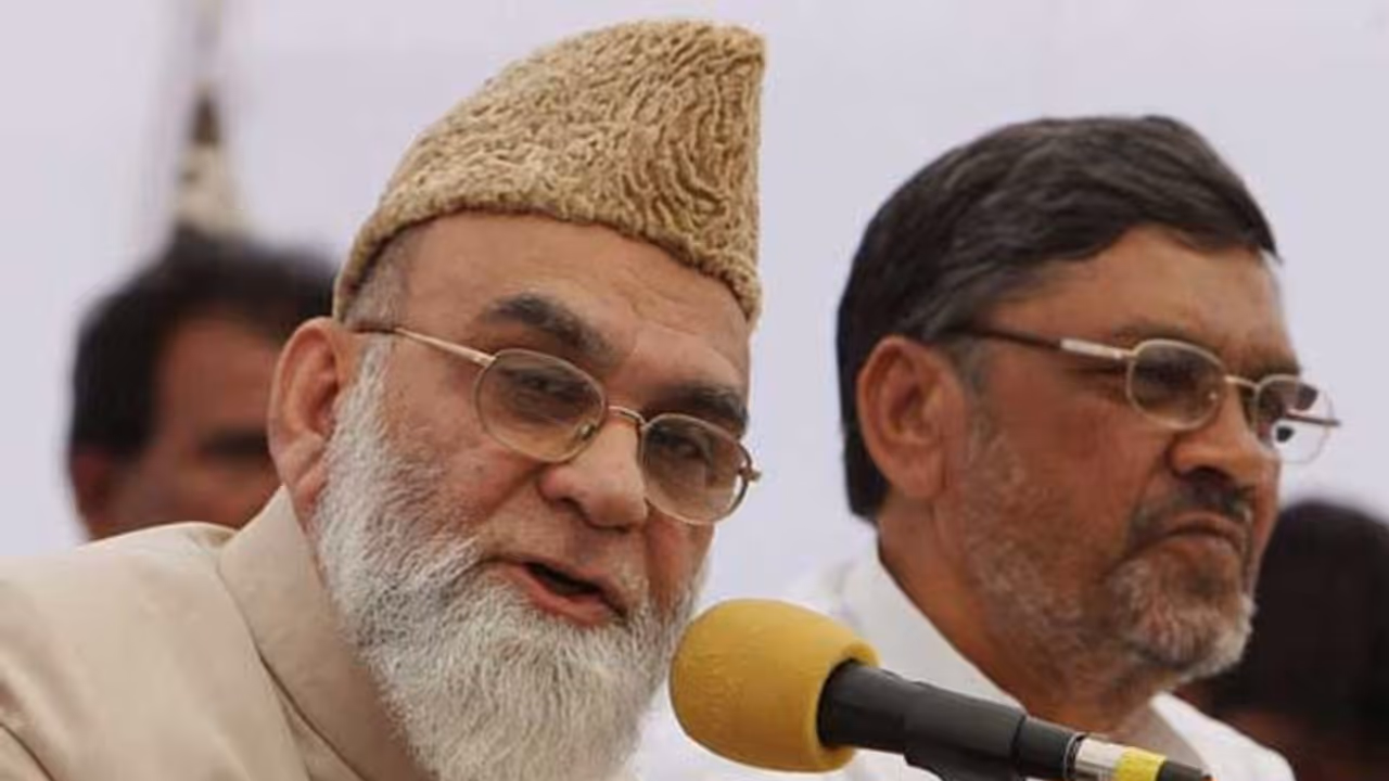 குடியுரிமை சட்டத்தால் இந்திய முஸ்லீகளுக்கு பாதிப்பு இல்லை..!! போராட்டத்தை நிறுத்துங்கள், கொந்தளிக்கும் முஸ்லீம் மத தலைவர்..!! குடியுரிமை சட்டத்தால் இந்திய முஸ்லீகளுக்கு பாதிப்பு இல்லை..!! போராட்டத்தை நிறுத்துங்கள், கொந்தளிக்கும் முஸ்லீம் மத தலைவர்..!!