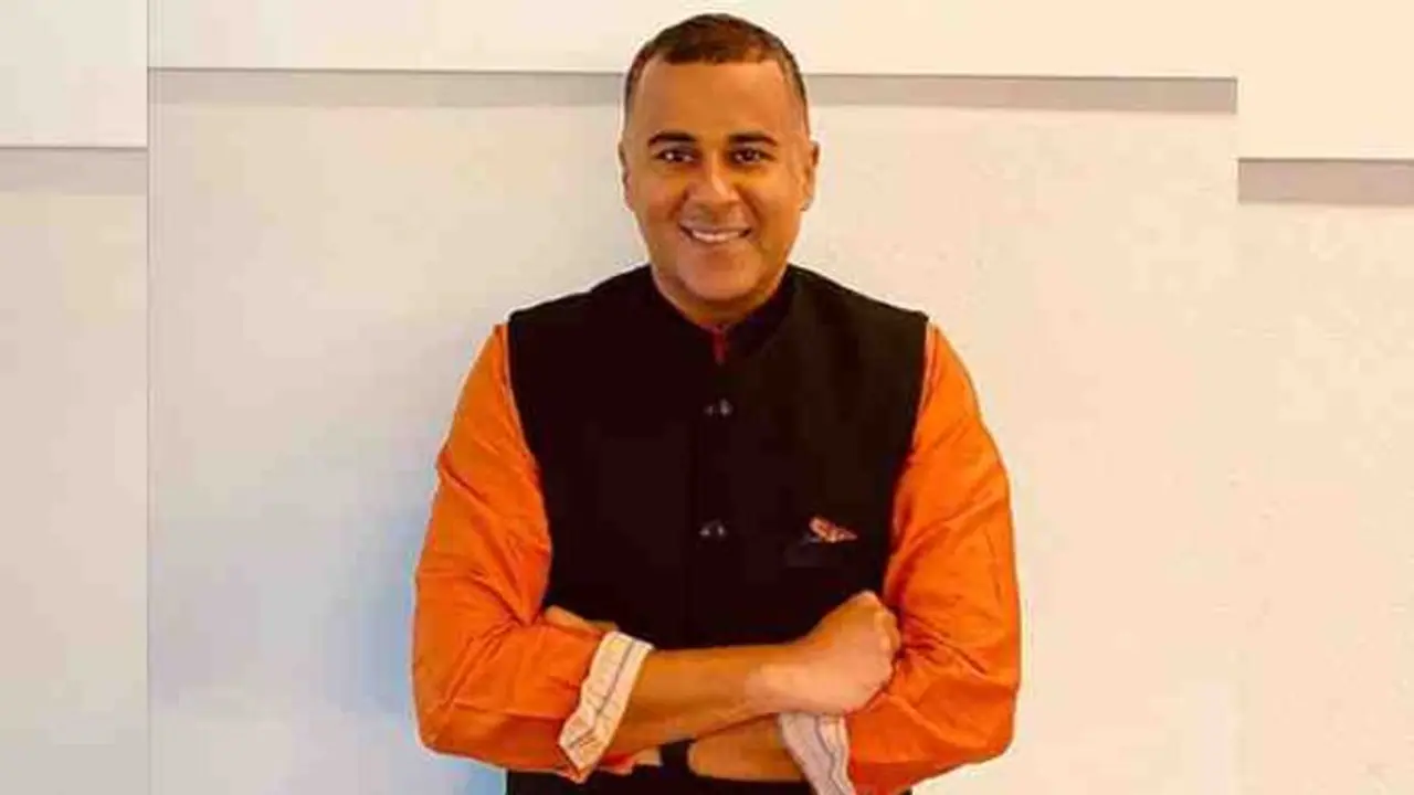 ഹിന്ദു രാജാവും അയാള്ക്ക് പാദസേവ ചെയ്യുന്നവരും മാത്രമുള്ള ഇന്ത്യ സ്വപ്നം കാണേണ്ട; തുറന്നടിച്ച് ചേതൻ ഭഗത് ഹിന്ദു രാജാവും അയാള്ക്ക് പാദസേവ ചെയ്യുന്നവരും മാത്രമുള്ള ഇന്ത്യ സ്വപ്നം കാണേണ്ട; തുറന്നടിച്ച് ചേതൻ ഭഗത്