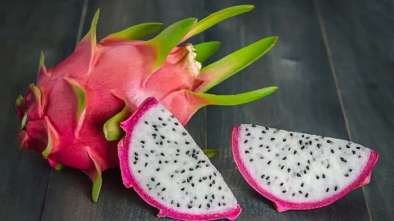 चीन में ड्रैगन फ्रूट में कोरोना मिलने से मचा हडकंप, कई सुपरमार्केट बंद चीन में ड्रैगन फ्रूट में कोरोना मिलने से मचा हडकंप, कई सुपरमार्केट बंद