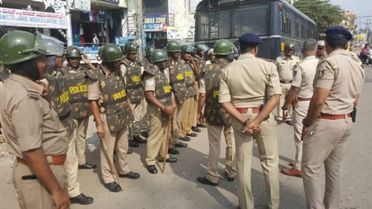 ಕೊಪ್ಪಳ: ಹುಲಿಹೈದರ್‌ನಲ್ಲಿ ಮತ್ತೆ 5 ದಿನ ನಿಷೇಧಾಜ್ಞೆ