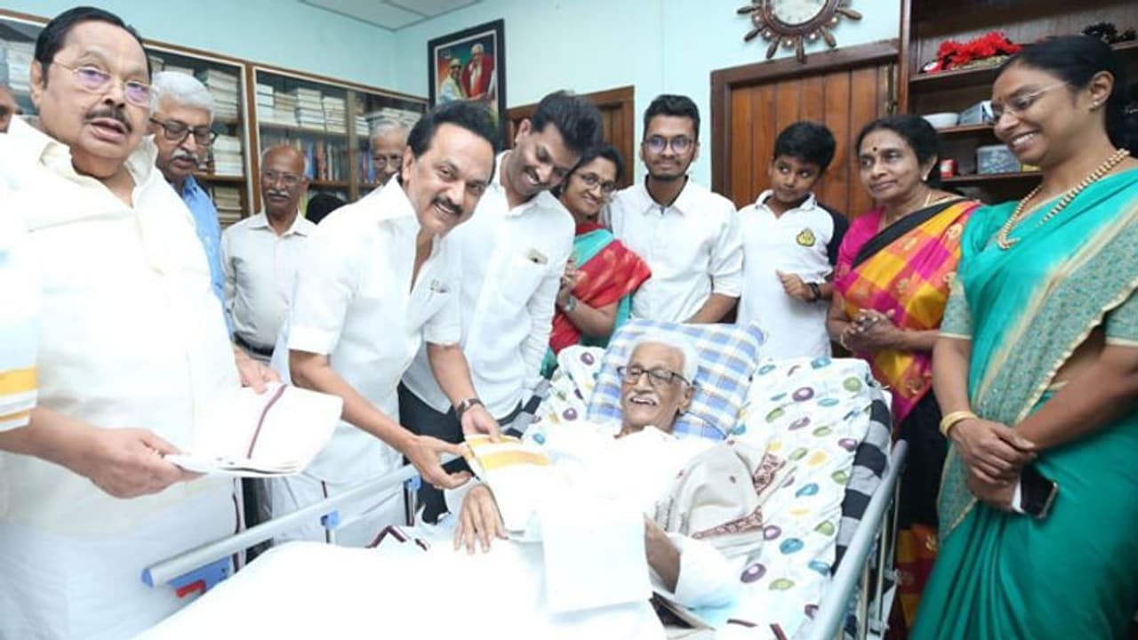 பேராசிரியர், பொதுச்செயலாளர் மட்டுமல்ல... அதுக்கும் மேல க.அன்பழகனுக்கும், மு.க.ஸ்டாலினுக்கும் என்ன உறவு தெரியுமா..?