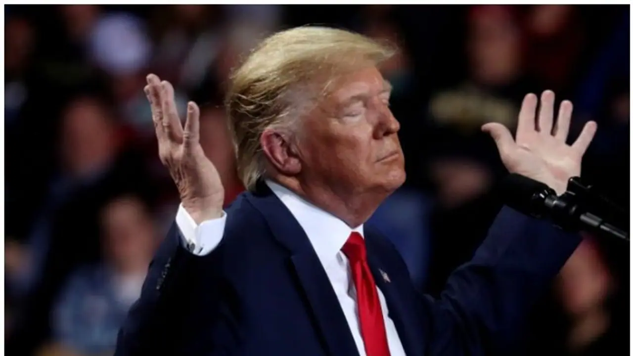 ವಾಗ್ದಂಡನೆ: ಟ್ರಂಪ್ ಬಚಾವಾಗುವ ಸಾಧ್ಯತೆಯೇ ಹೆಚ್ಚು, ಏಕೆ? ವಾಗ್ದಂಡನೆ: ಟ್ರಂಪ್ ಬಚಾವಾಗುವ ಸಾಧ್ಯತೆಯೇ ಹೆಚ್ಚು, ಏಕೆ?