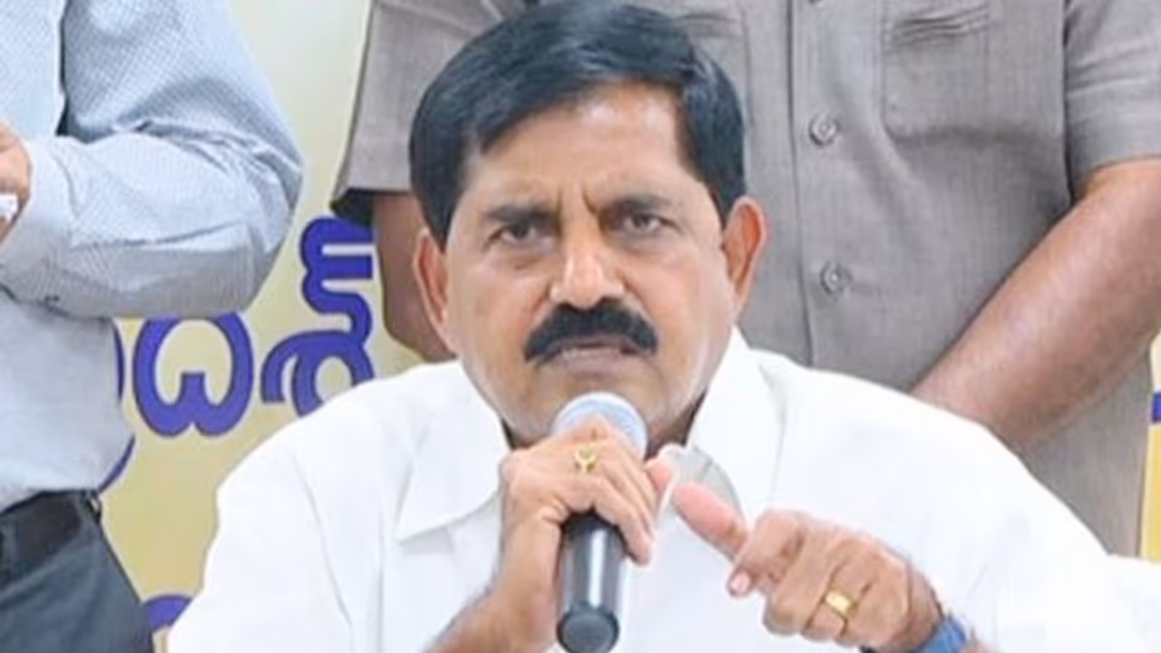 వైసీపీలోకి ఆదినారాయణ రెడ్డి సోదరులు: ముహూర్తం ఖరారు వైసీపీలోకి ఆదినారాయణ రెడ్డి సోదరులు: ముహూర్తం ఖరారు