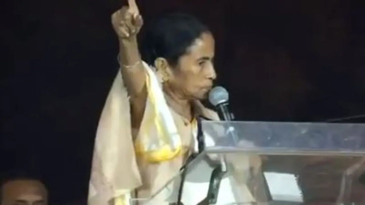 মোদীকে চ্যালেঞ্জ ঠুকে গণভোটের ডাক মমতার, দায়িত্ব নিক রাষ্ট্রসঙ্ঘ মোদীকে চ্যালেঞ্জ ঠুকে গণভোটের ডাক মমতার, দায়িত্ব নিক রাষ্ট্রসঙ্ঘ