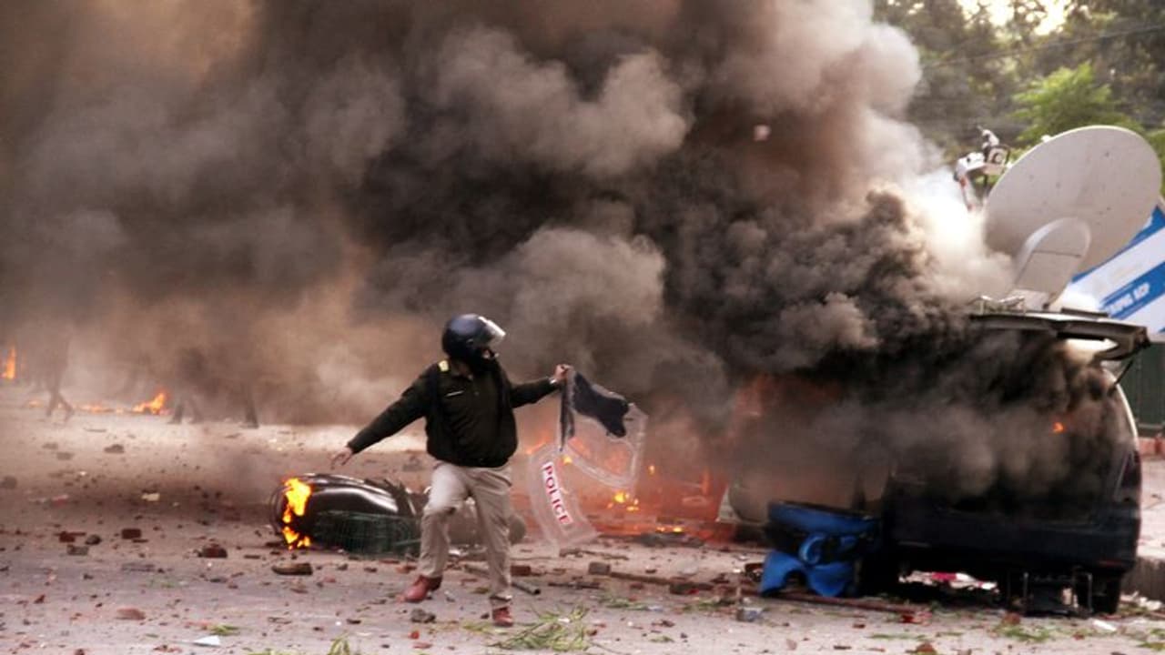 டெல்லி கலவர பின்னணியில் பாகிஸ்தான்...!! இந்திய பாதுகாப்புத்துறை வெளயிட்ட அதிர்ச்சி தகவல்..!! டெல்லி கலவர பின்னணியில் பாகிஸ்தான்...!! இந்திய பாதுகாப்புத்துறை வெளயிட்ட அதிர்ச்சி தகவல்..!!