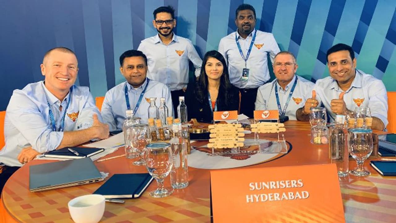 பட்ஜெட்டில் பர்சேஸிங்கை முடித்த சன்ரைசர்ஸ் ஹைதராபாத்.. மொத்த வீரர்களின் லிஸ்ட் பட்ஜெட்டில் பர்சேஸிங்கை முடித்த சன்ரைசர்ஸ் ஹைதராபாத்.. மொத்த வீரர்களின் லிஸ்ட்