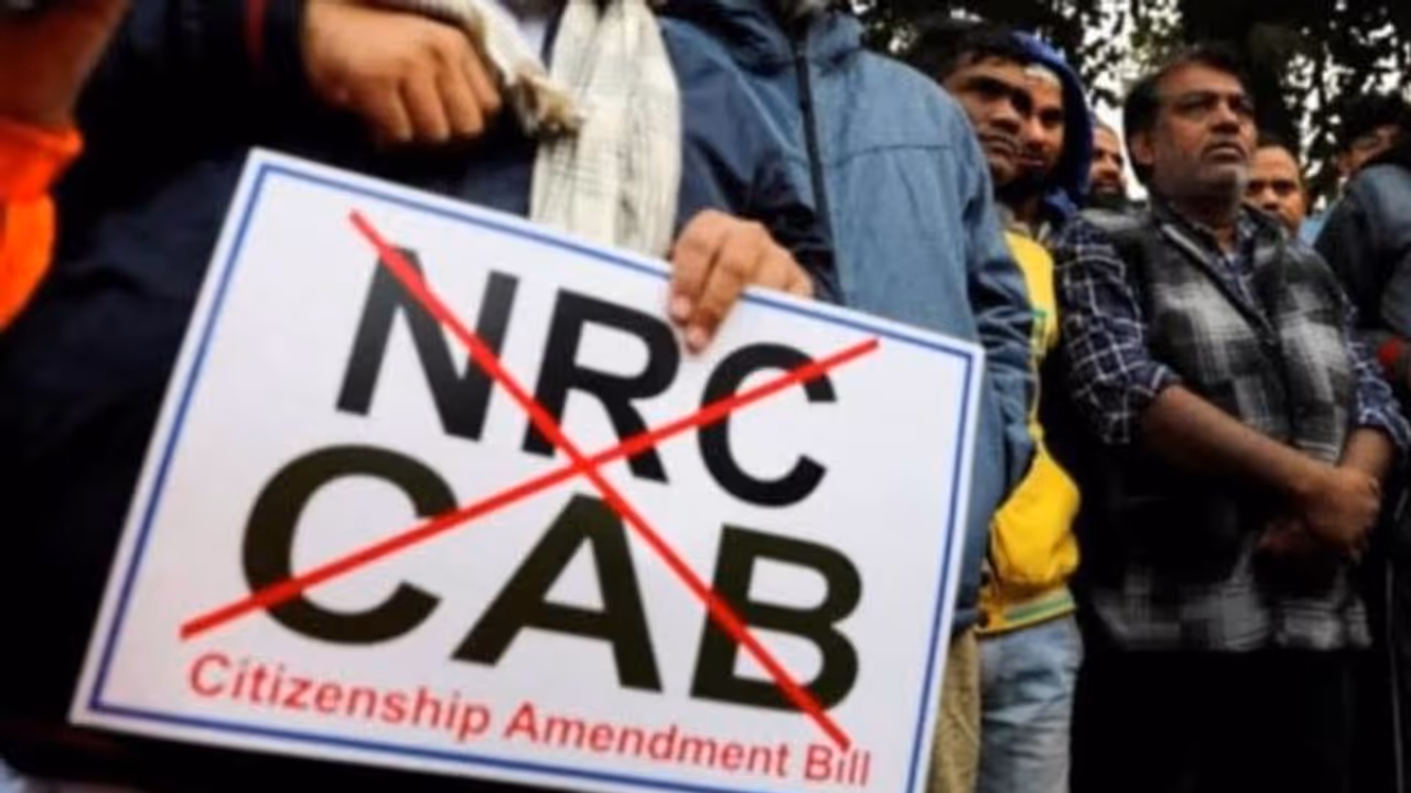 गोवा के एक स्टूडेंट का दावा, नागरिकता कानून को लेकर पोस्ट किया था, BJP नेता ने दी चेतावनी गोवा के एक स्टूडेंट का दावा, नागरिकता कानून को लेकर पोस्ट किया था, BJP नेता ने दी चेतावनी