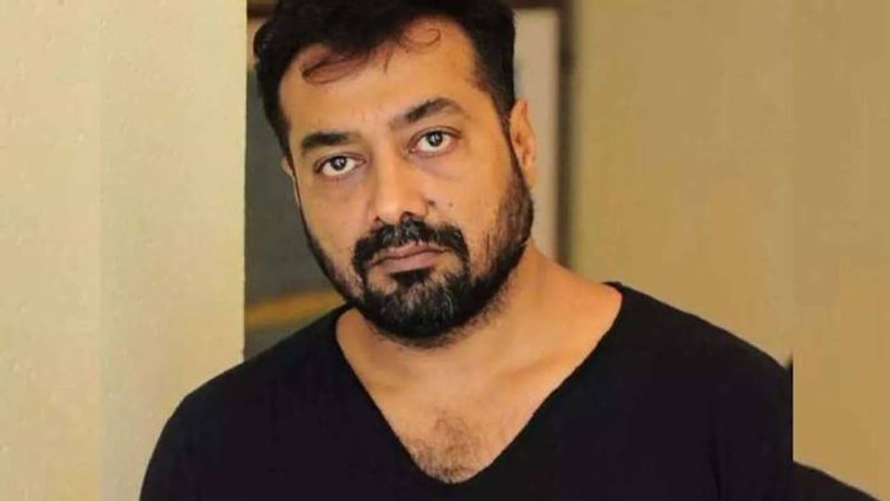 രാജ്യത്ത് വീണ്ടും അടിയന്തരാവസ്ഥ; വിമർശനവുമായി അനുരാഗ് കശ്യപ് രാജ്യത്ത് വീണ്ടും അടിയന്തരാവസ്ഥ; വിമർശനവുമായി അനുരാഗ് കശ്യപ്