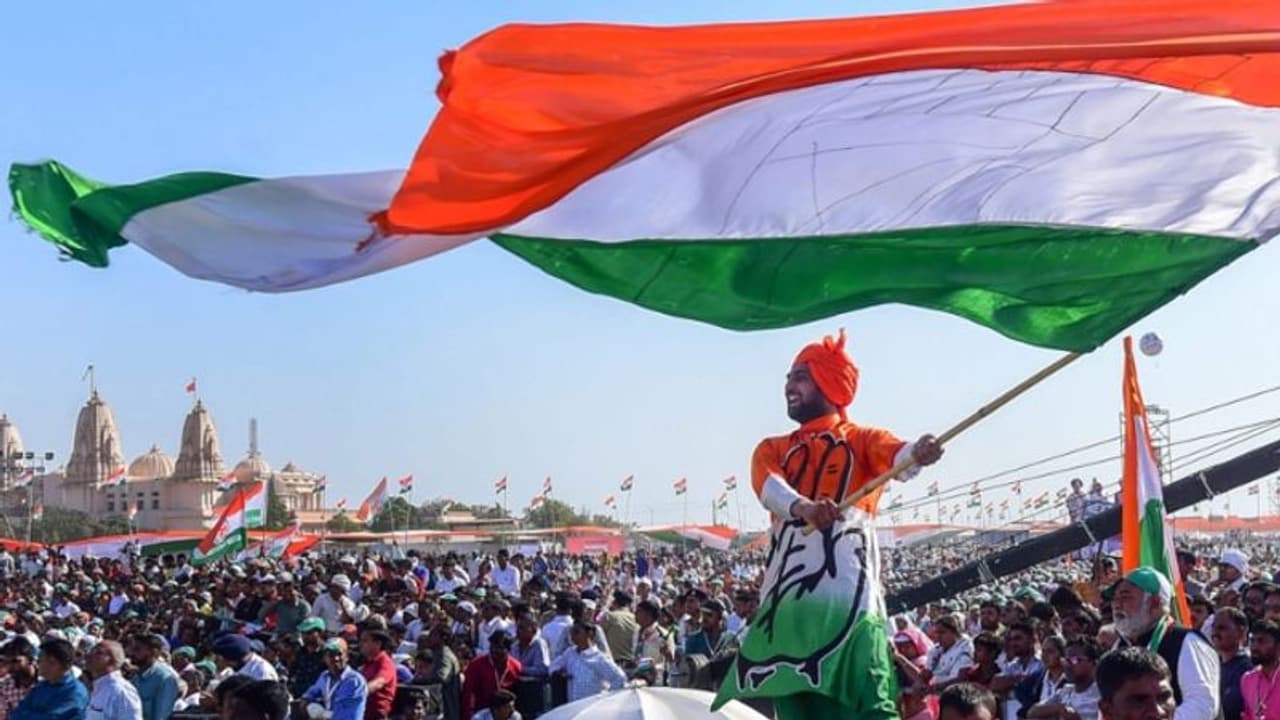 ജാര്ഖണ്ഡില് കോണ്ഗ്രസ് അധികാരത്തിലെത്തുമെന്ന് എക്സിറ്റ് പോള് സര്വ്വേകള് ജാര്ഖണ്ഡില് കോണ്ഗ്രസ് അധികാരത്തിലെത്തുമെന്ന് എക്സിറ്റ് പോള് സര്വ്വേകള്