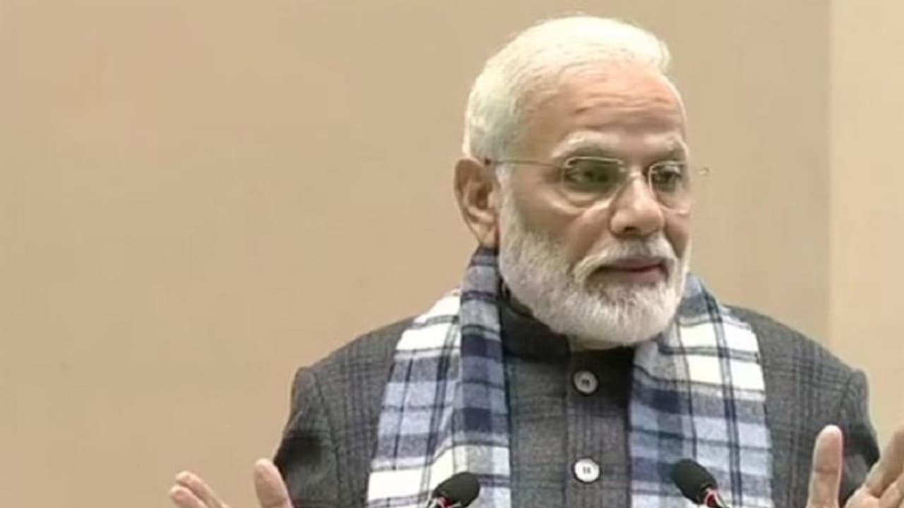 எதிர்க்கட்சிகள் மாற்றம் கொண்டு வர விடமாட்டேங்கிறாங்க !! மோடி ஆவேசம் !! எதிர்க்கட்சிகள் மாற்றம் கொண்டு வர விடமாட்டேங்கிறாங்க !! மோடி ஆவேசம் !!