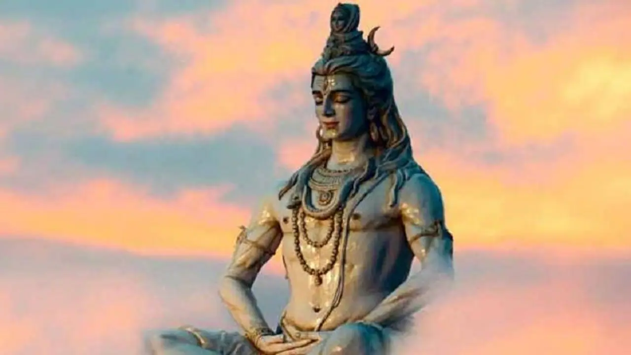 সোমবারে বাড়িতে মহাদেবের পুজো, কেটে যায় সমস্ত বাধা বিপত্তি সোমবারে বাড়িতে মহাদেবের পুজো, কেটে যায় সমস্ত বাধা বিপত্তি