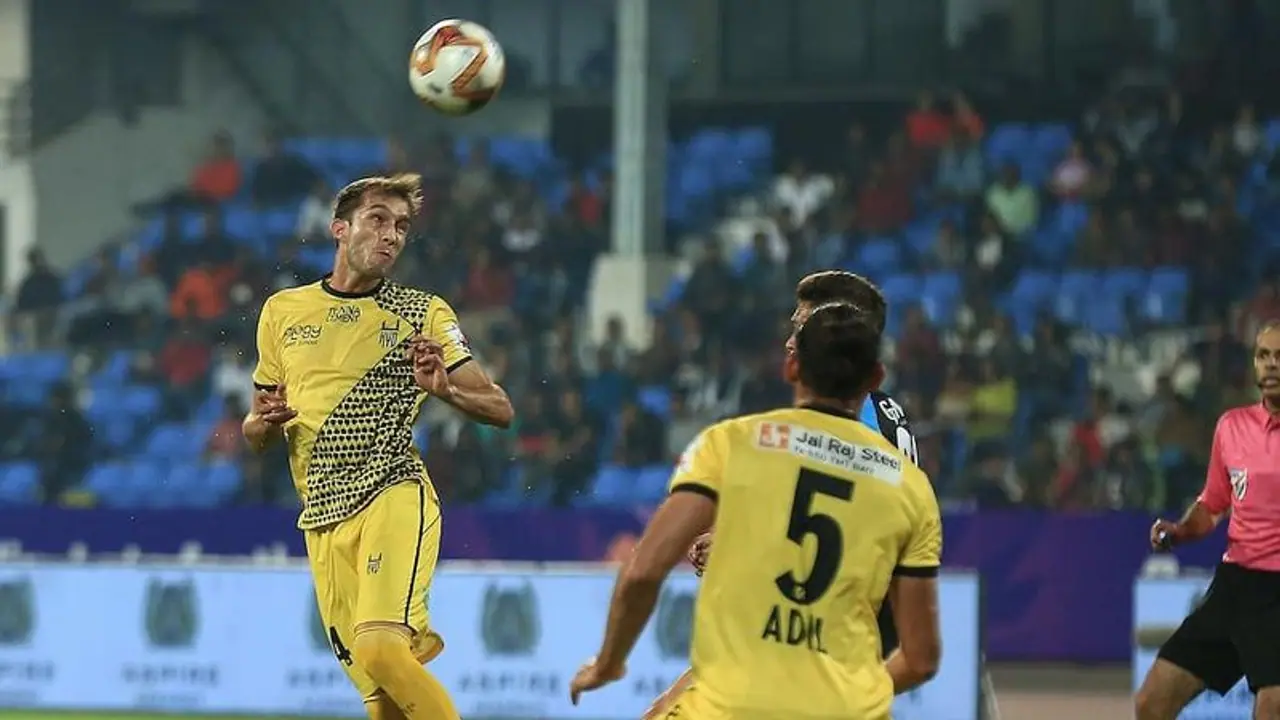 ISL 2019: ಹೈದರಾಬಾದ್ FCಗೆ ಬಲಿಷ್ಠ ATK ಸವಾಲು ISL 2019: ಹೈದರಾಬಾದ್ FCಗೆ ಬಲಿಷ್ಠ ATK ಸವಾಲು