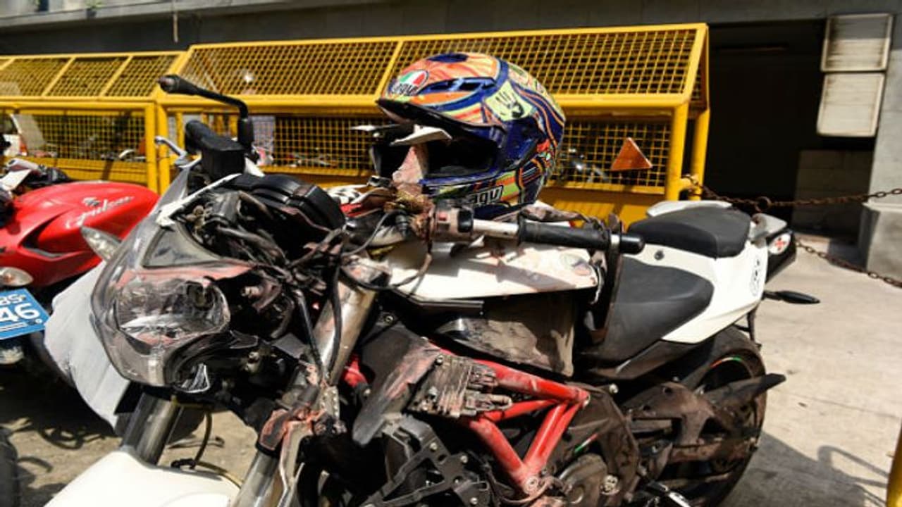 বাইক নিয়ে মারণ গতির খেলা, নদিয়ায় মৃত চার যুবক বাইক নিয়ে মারণ গতির খেলা, নদিয়ায় মৃত চার যুবক