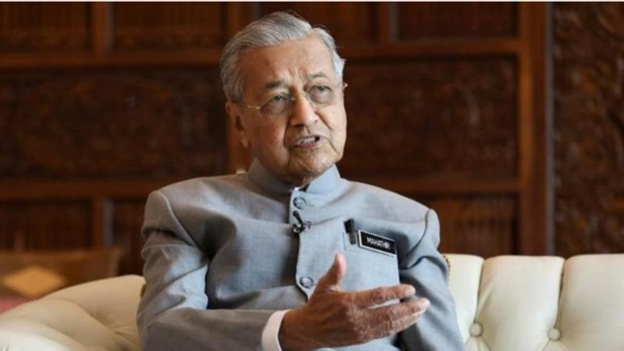 குடியுரிமை சட்டத்தை அமல்படுத்தினால் என்னவெல்லாம் நடக்கும் தெரியுமா..? மலேசிய பிரதமர் எச்சரிக்கை..! குடியுரிமை சட்டத்தை அமல்படுத்தினால் என்னவெல்லாம் நடக்கும் தெரியுமா..? மலேசிய பிரதமர் எச்சரிக்கை..!