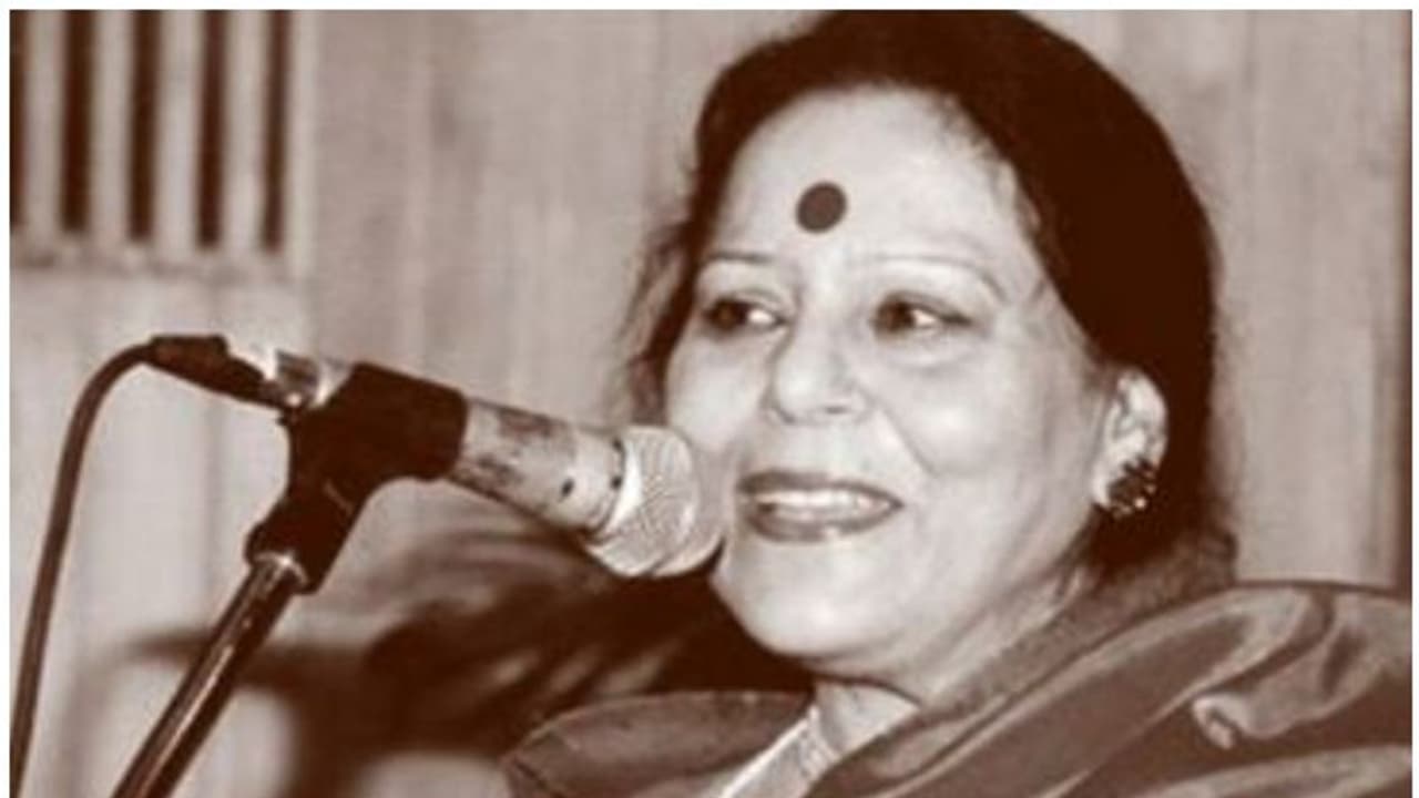 വിഖ്യാത ക്ലാസ്സിക്കല് ഗായിക സവിത ദേവി അന്തരിച്ചു വിഖ്യാത ക്ലാസ്സിക്കല് ഗായിക സവിത ദേവി അന്തരിച്ചു